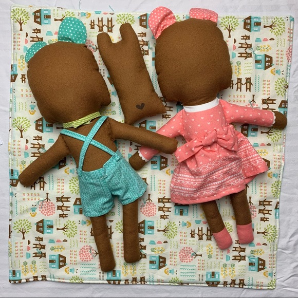 Goldilocks and the Three Bears handmade dolls with quilt and pillow - Picture 3 of 9